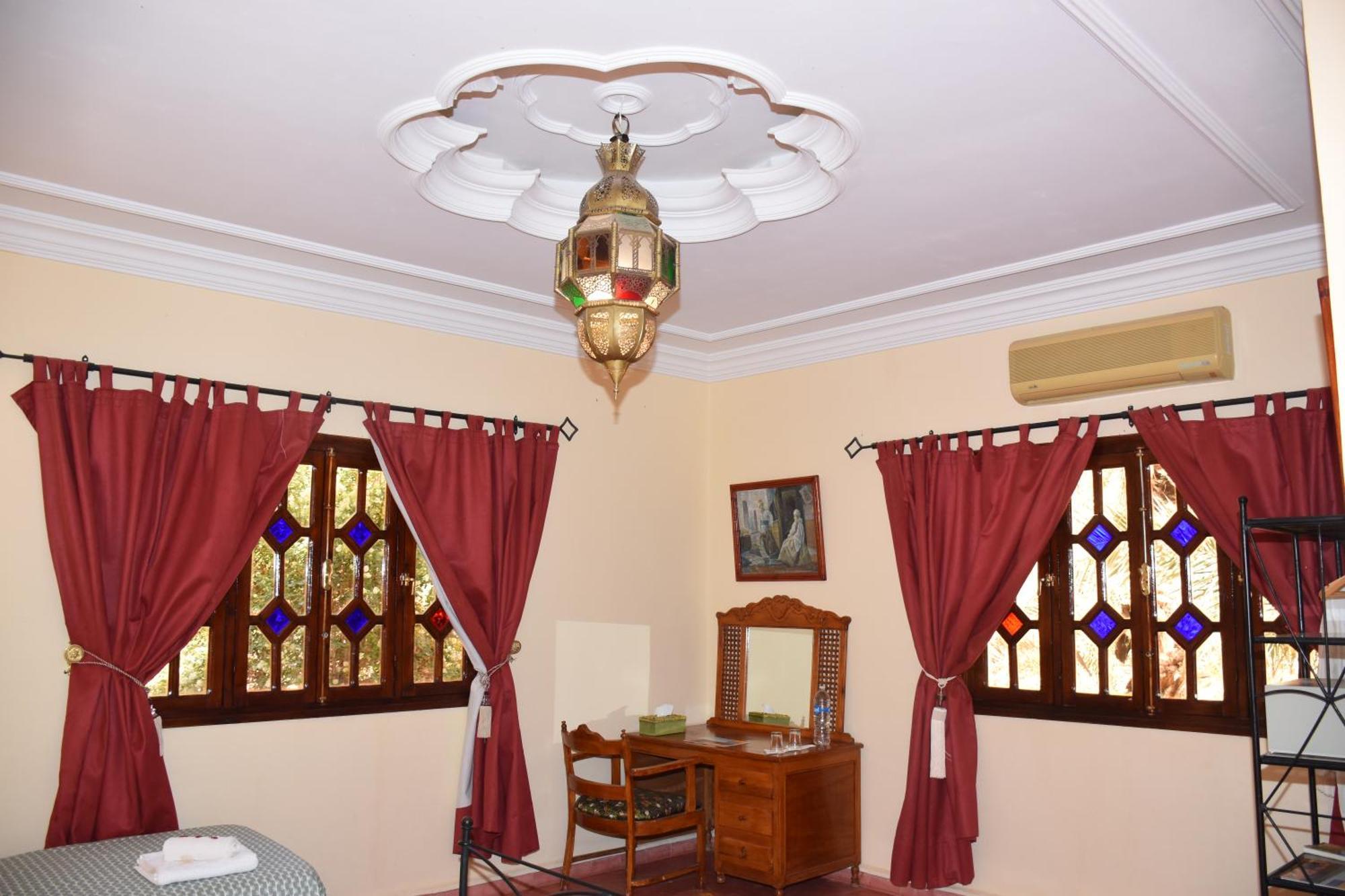 Riad Le Petit Jardin Zagora Exterior photo