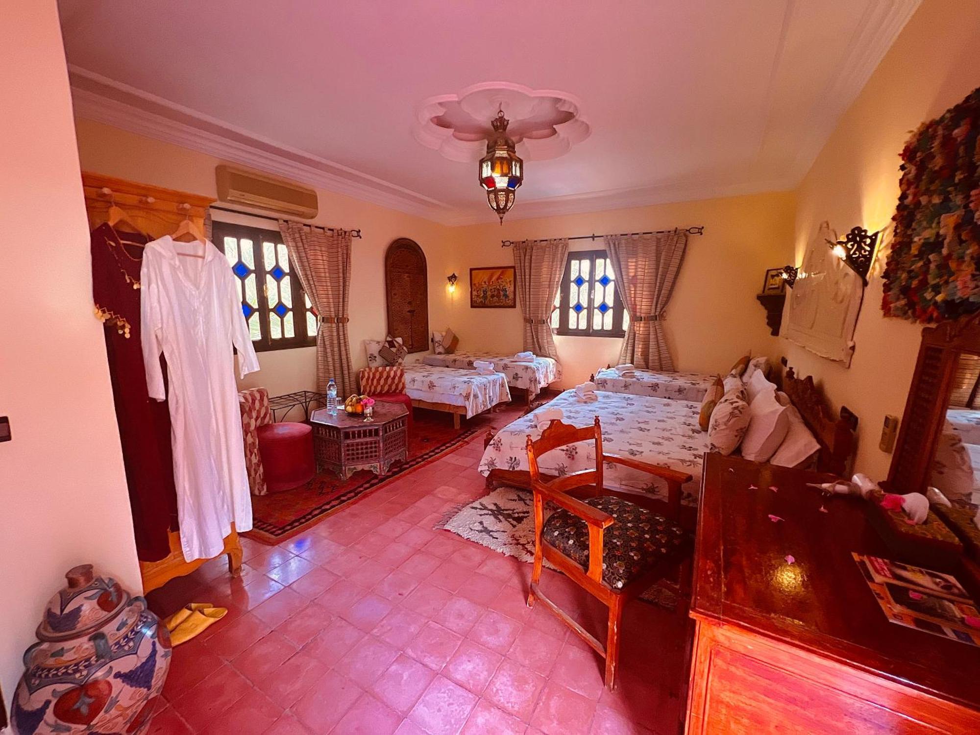Riad Le Petit Jardin Zagora Exterior photo